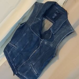Vintage Guess Denim vest. Like new